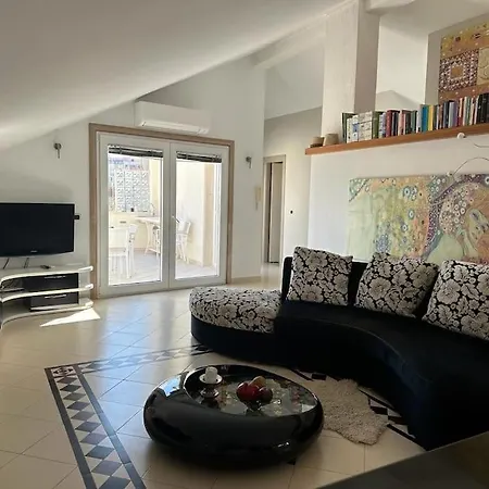 The Klimt In 아파트 Durrës